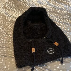 NWOT Dakine Black Sherpa Hooded Balaklava